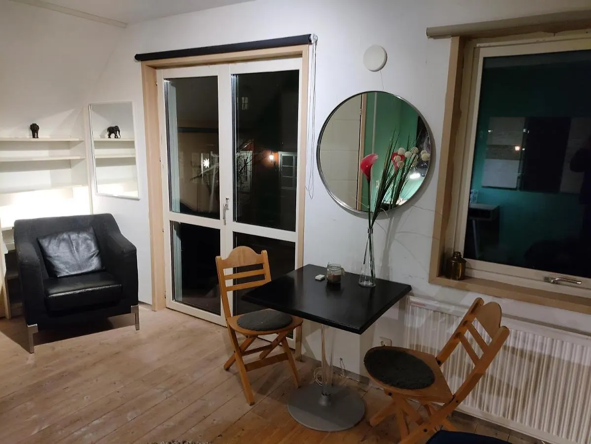 B&B Pink House Room#1 스톡홀름